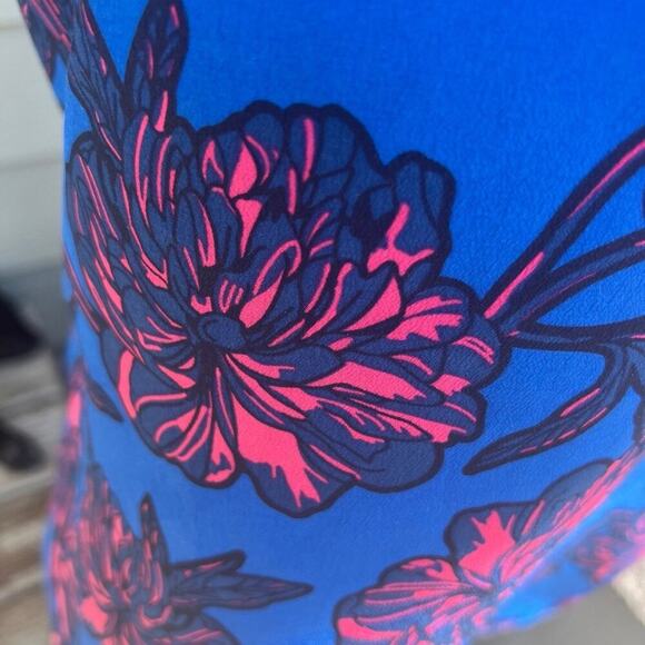 J. CREW women’s racer back tank top size 4, blue floral - Picture 7 of 7